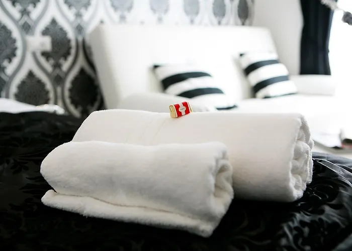 Key Luxury House בית הארחה 4*