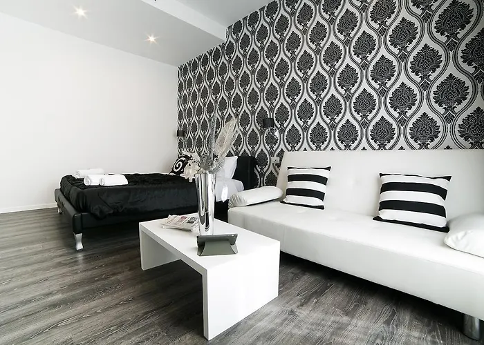 Key Luxury House בית הארחה 4*